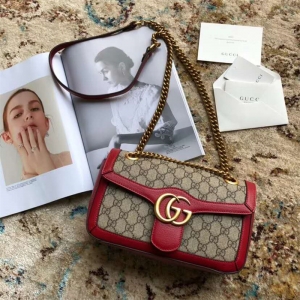 443497 GucciŮ�� Marmontϵ�� �ų۵���� ����˫G PVC����Ƥ ��ɫ