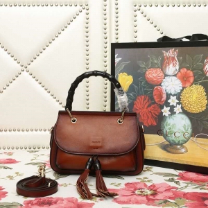 G383929 GucciŮ�� ̥ţƤ ����ֱ� �ų������ Gucci��������� �غ�ɫ