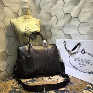 Prada�������а� Prada��ʿ���İ� СţƤ��Ƥ ����������� ��ɫ