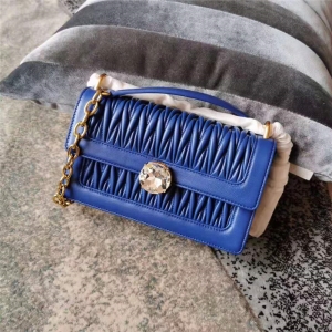 5BD130 MiuMiuר���¿� �Ứѹ�� ���Ƥ ���������� ��ɫ