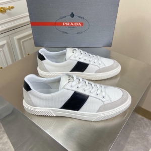 4E3400 Prada ֯���Ƥ���˶�Ь ������2020�¿������˶�Ь ��ɫ