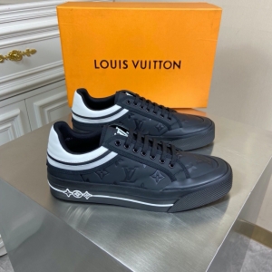 1A5UR4 LV TRAINER �˶�Ь Monogram ѹ������СţƤ��Ь ��ɫ