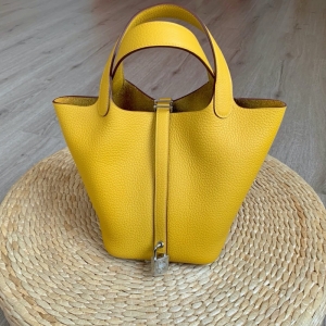 Hermes�����˲����� Hermes picotin18 ������ˮͰ�� TCƤ �����