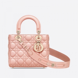 M0538 �ϰ�Lady Dior MyABCDior �ִ� ��Ƥ���ٸ��� ��ɫ