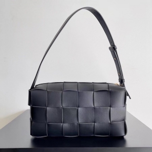 Bottega Veneta ��羼� Intreccio��֯Ƥ�� Brick Cassette�米�� ��ɫ
