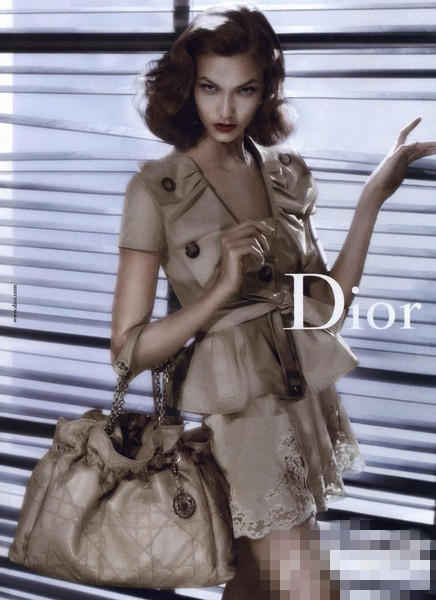 Karlie Kloss�����ջ� ����ϰ�2015������Ʒ