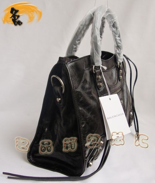 084332 BALENCIAGA���¿��ɫţƤʱ��Ůʿ����� �������һ����� б���