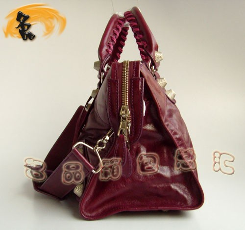 084328A ��������ʱ������� BALENCIAGA��������� ���¿�����Ůʿб���