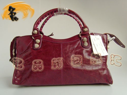 084328A ��������ʱ������� BALENCIAGA��������� ���¿�����Ůʿб���