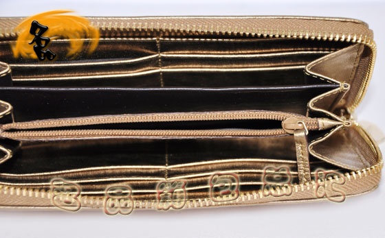 154591 һ��һƷ�� Gucci����ţƤ˫Gѹ��ʱ������ŮʿǮ�� Gucci����Ǯ�� ��ɫ