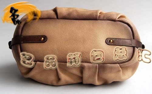 80066 ��ƷƷ�� Prada���¿� ����ţƤʱ��Ů�� Pradaб��� Prada����� �װ�ɫ