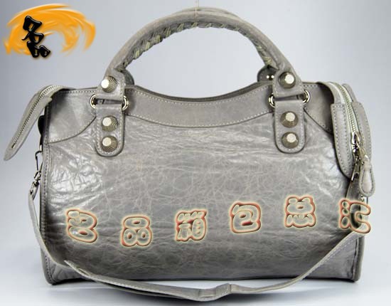 084332A ������������� ����� BalenciagaŮ�� ������Ƥʱ������Ů�� ǳ��ɫ