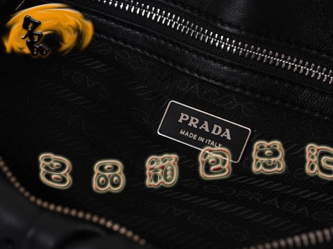 BN1407 ��ƷƷ�� ��������ƤŮʿб��� ���¿�����ϵ��Ů�� Prada����� ��ɫ