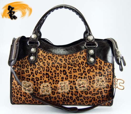 084332A Balenciaga������ �������ҵ���� ����ţƤ����ʱ��Ů�� ���ɫ