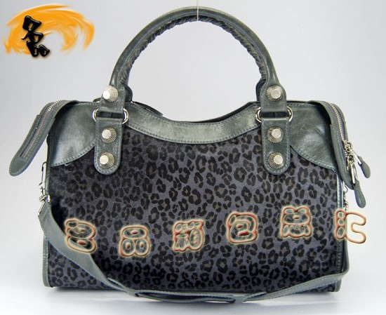 084332A Balenciaga����� �������һ����� ����ţƤ����Ů�� ������ɫ