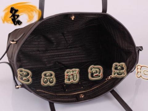 BR3924  Prada���а� ��ˮ��������Ů�� �����ﵥ��� ������ ��ɫ