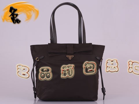 BR4022 Prada休闲包 普拉达单肩包 防水尼龙帆布女包 帆布包 咖啡色