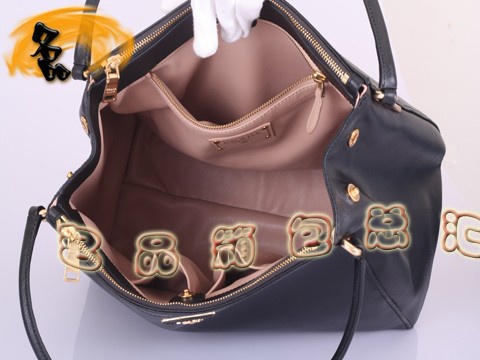 BR4401  ����������� �¿�ʱ��Ůʿ���а� Prada�� ����ţƤŮ�� ��ɫ
