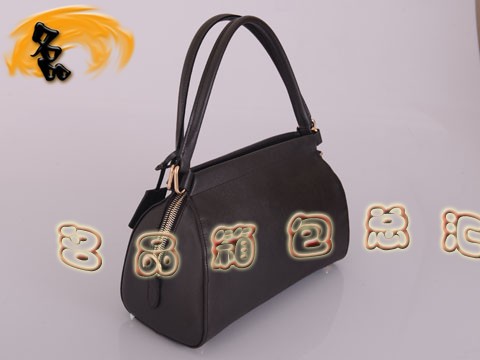 BR4418  Prada����� ����������� �¿�Ůʿ���а� ����ͷ��ţƤŮ�� ��ɫ