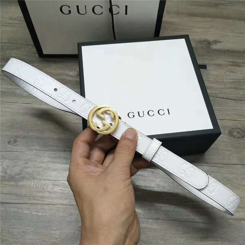 Gucci 新款 进口原版小牛皮压花 女士腰带 双G扣头 双面可用 白色金扣